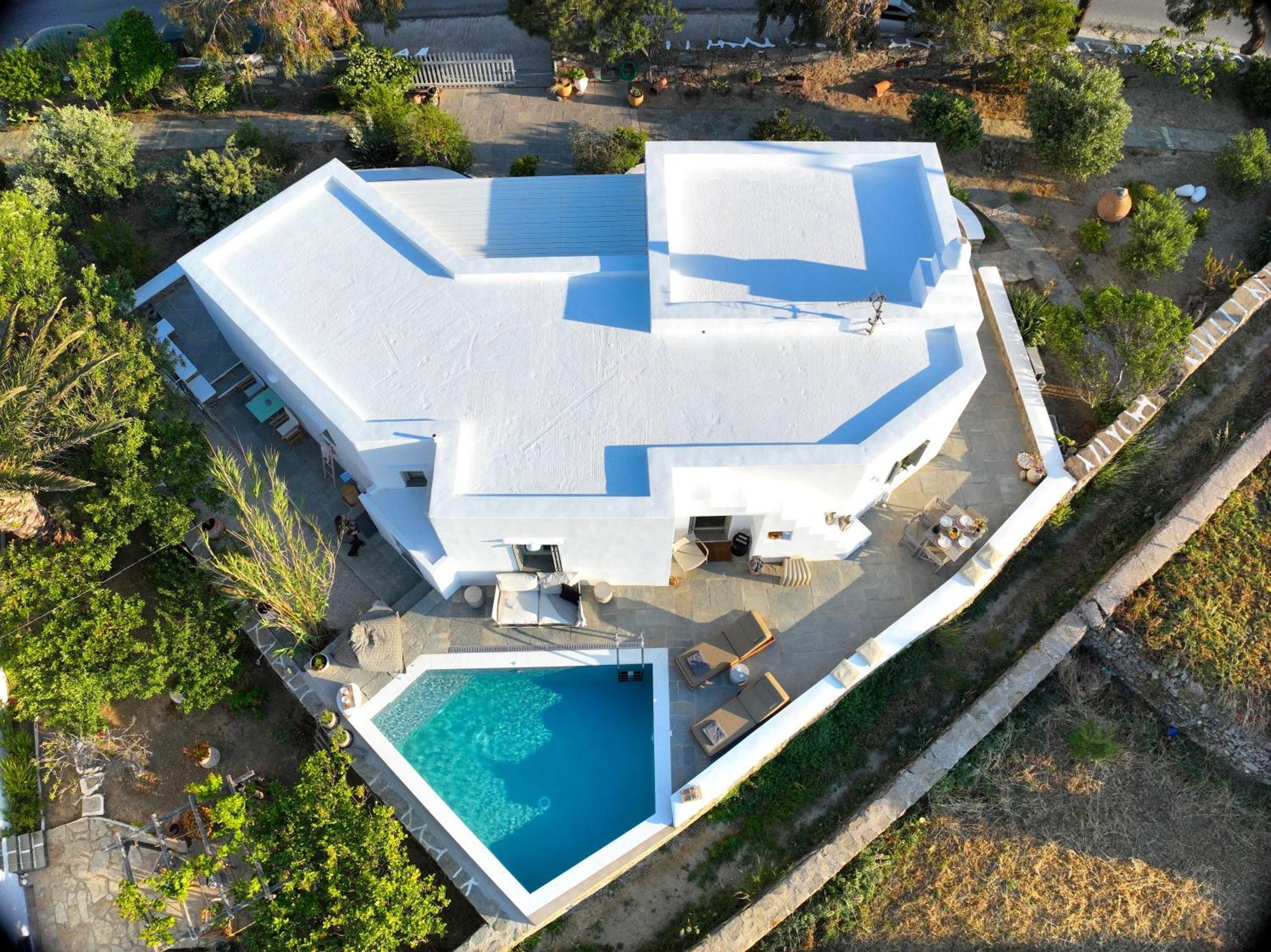 Arades Sifnos Villa